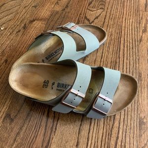 Birkenstock Arizona.  Stone.  Size 40N.